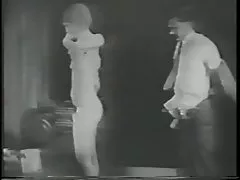 قرنية كتكوت أصابع لها كس بأبيض وأسود إباحي