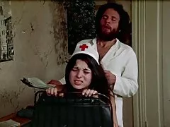 الأمريكية أستوريا اللجوء